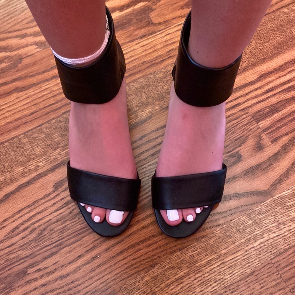 David Aaron black wedge heels size 6.5